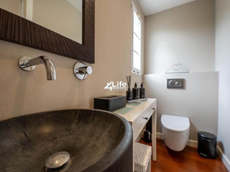 Villa for Sale in Costa Adeje, Adeje 20