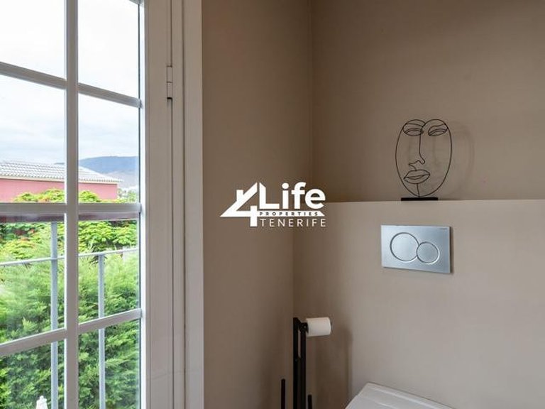 Villa for Sale in Costa Adeje, Adeje 18