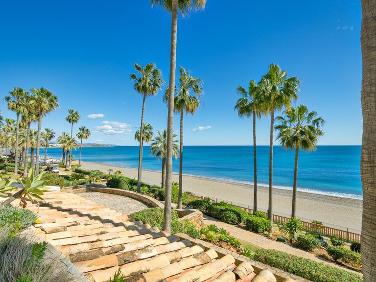 Apartment for Sale in Estepona, Malaga 2