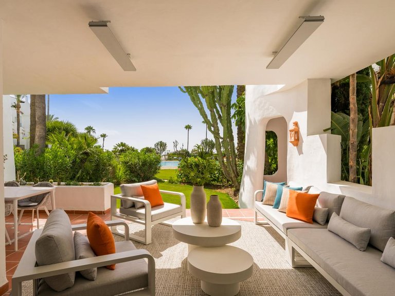 Apartment for Sale in Estepona, Malaga 1