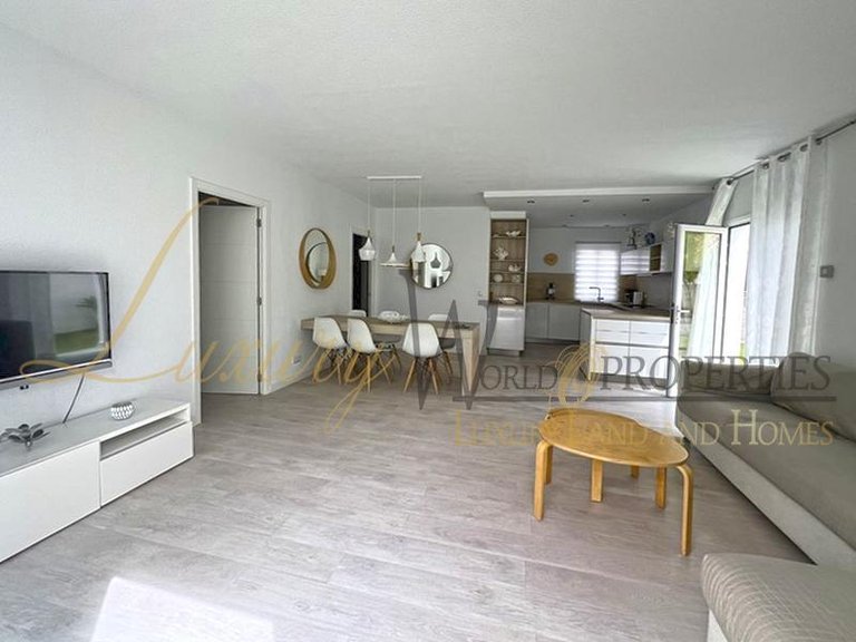 Villa for Sale in Callao Salvaje, Tenerife, España 23