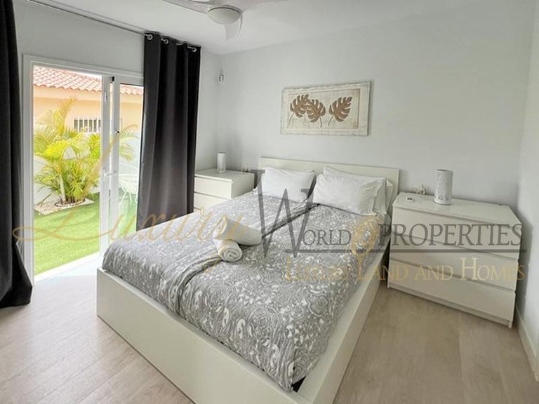 Villa for Sale in Callao Salvaje, Tenerife, España 27