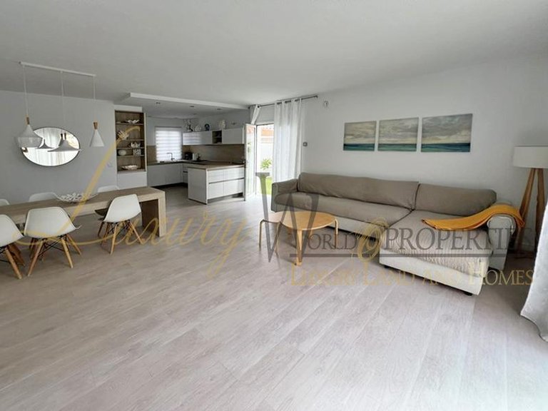 Villa for Sale in Callao Salvaje, Tenerife, España 24