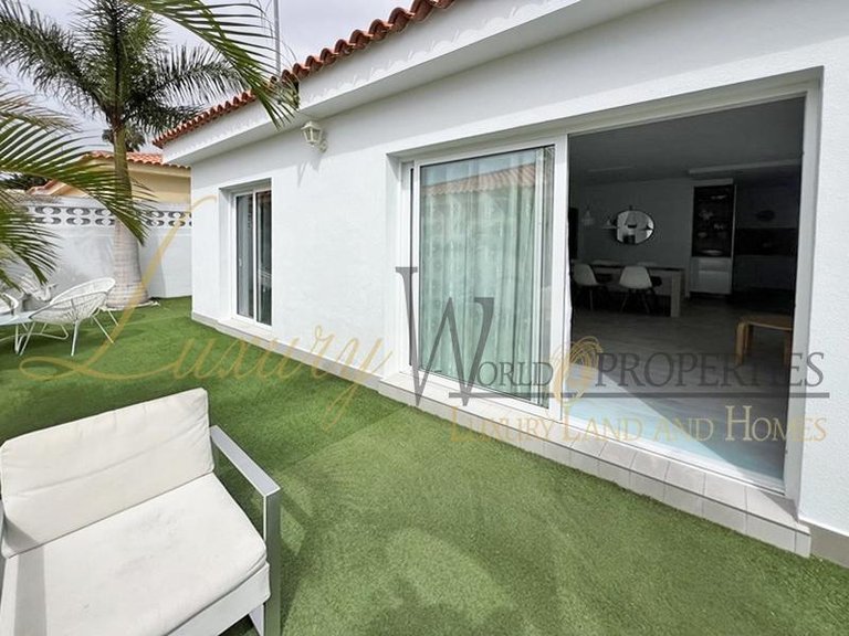 Villa for Sale in Callao Salvaje, Tenerife, España 17