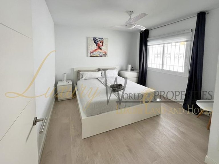 Villa for Sale in Callao Salvaje, Tenerife, España 29