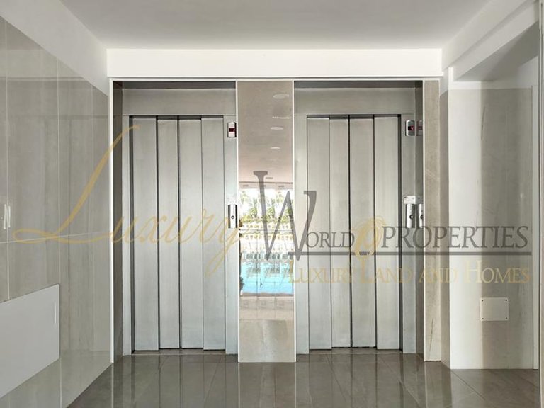 Apartment for Sale in Playa De Las Americas, Tenerife, España 29