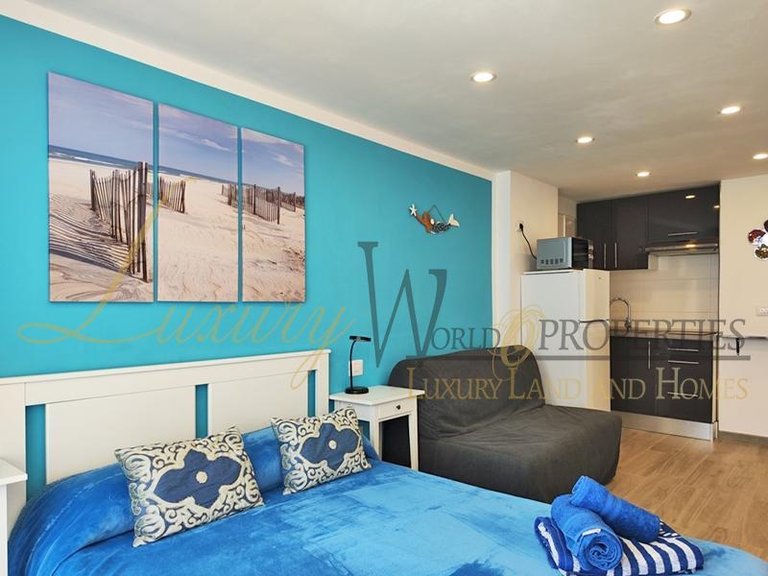 Apartment for Sale in Playa De Las Americas, Tenerife, España 14