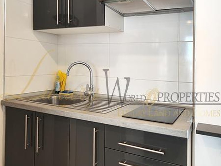 Apartment for Sale in Playa De Las Americas, Tenerife, España 19