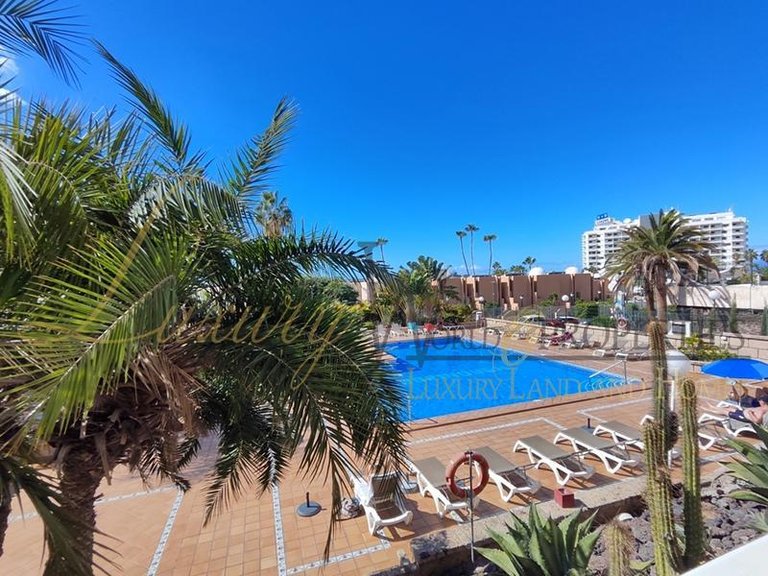 Apartment for Sale in Playa De Las Americas, Tenerife, España 3