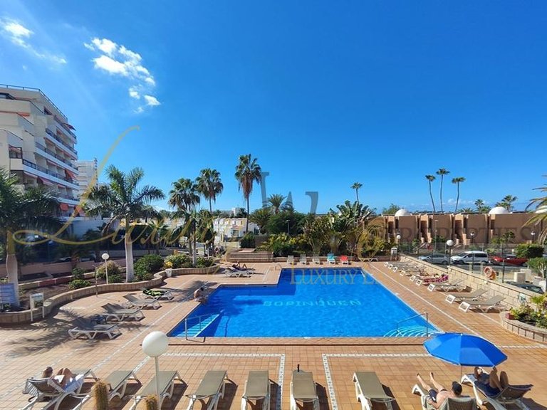 Apartment for Sale in Playa De Las Americas, Tenerife, España 4
