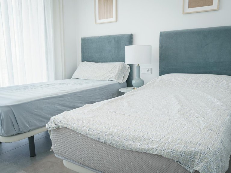 Apartment for Sale in Urbanización Puerto De Estepona, Malaga 20