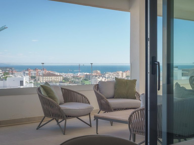 Apartment for Sale in Urbanización Puerto De Estepona, Malaga 1