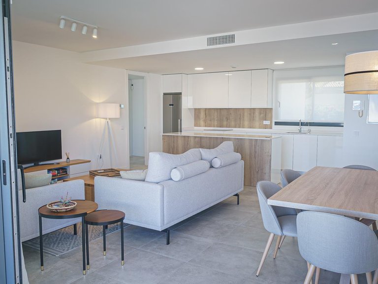 Apartment for Sale in Urbanización Puerto De Estepona, Malaga 7