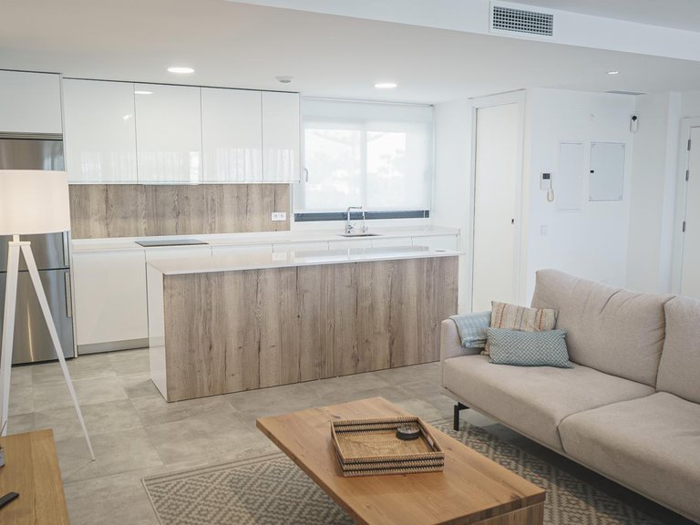 Apartment for Sale in Urbanización Puerto De Estepona, Malaga 4