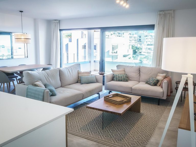 Apartment for Sale in Urbanización Puerto De Estepona, Malaga 9