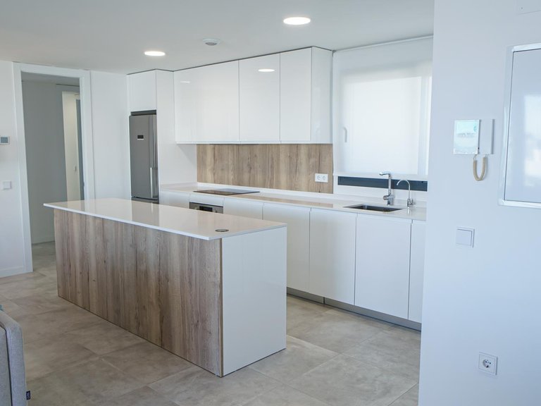 Apartment for Sale in Urbanización Puerto De Estepona, Malaga 18