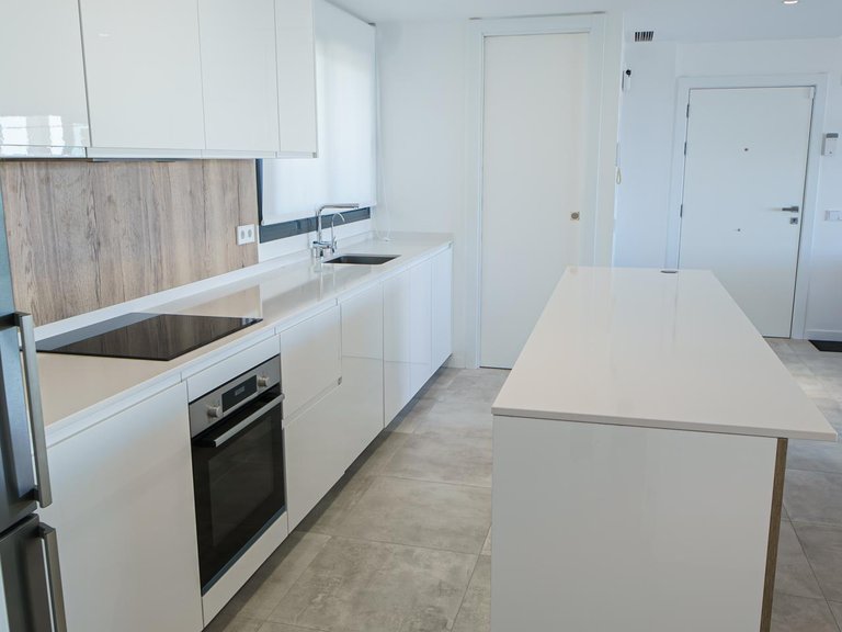 Apartment for Sale in Urbanización Puerto De Estepona, Malaga 17