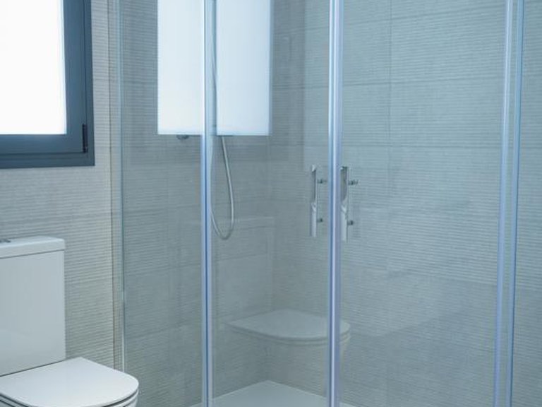 Apartment for Sale in Urbanización Puerto De Estepona, Malaga 24