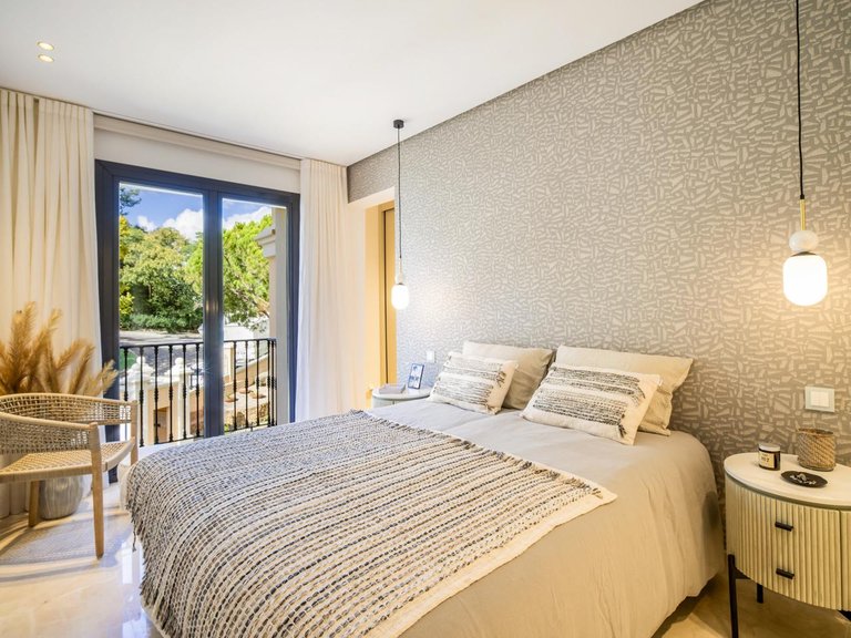 Penthouse for Sale in Benahavis, Malaga 14