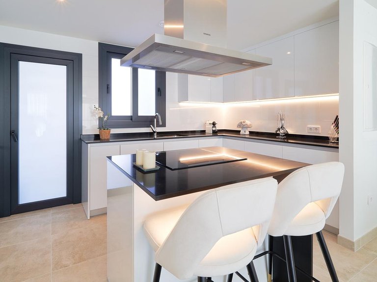 Apartment for Sale in Estepona, Malaga 4