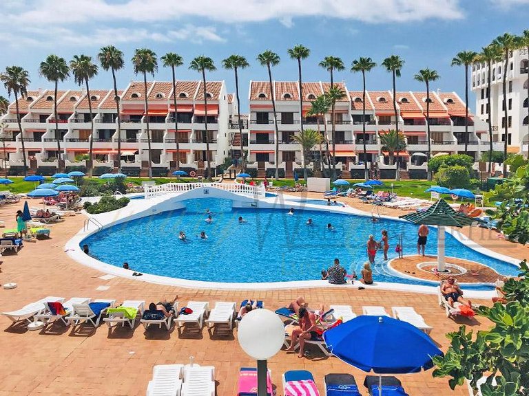 Apartment for Sale in Playa De Las Americas, Tenerife, España 1