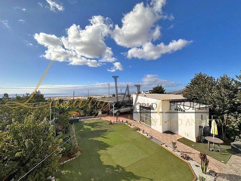 Villa for Sale in Buzanada, Tenerife, España 8