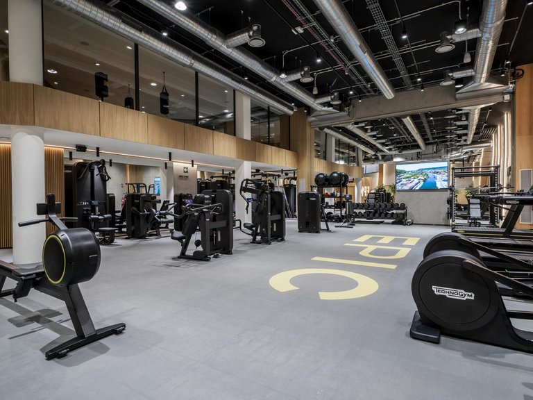 Apartment for Sale in Marbella, Malaga 31