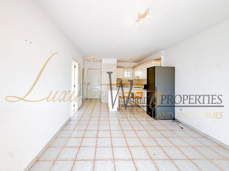 Apartment for Sale in Chayofa, Tenerife, España 33