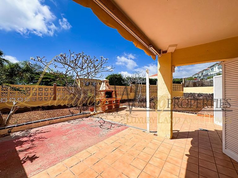 Apartment for Sale in Chayofa, Tenerife, España 23