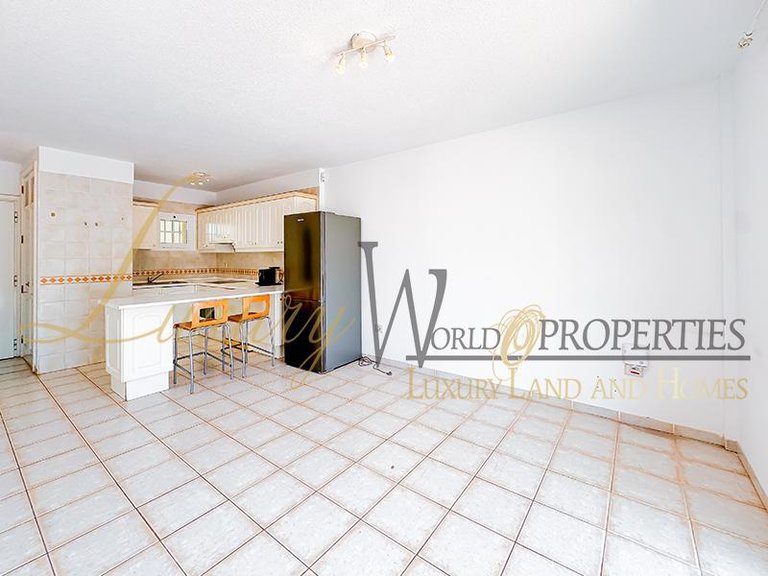 Apartment for Sale in Chayofa, Tenerife, España 31