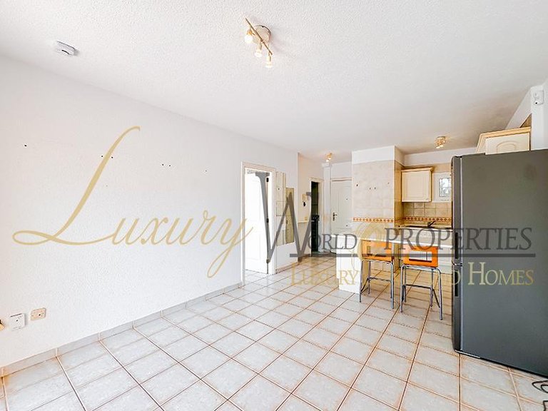 Apartment for Sale in Chayofa, Tenerife, España 34