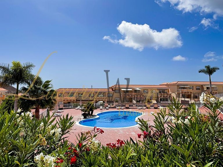 Apartment for Sale in Chayofa, Tenerife, España 6
