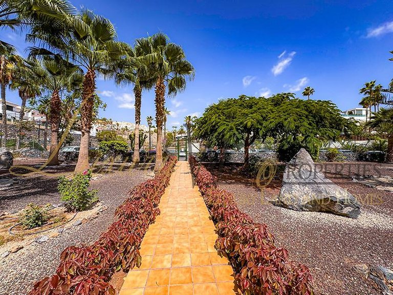 Apartment for Sale in Chayofa, Tenerife, España 13