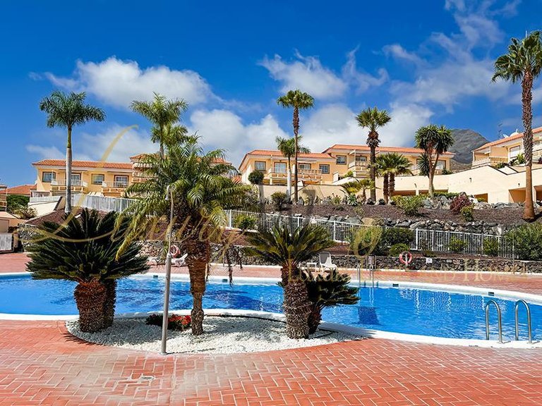 Apartment for Sale in Chayofa, Tenerife, España 7
