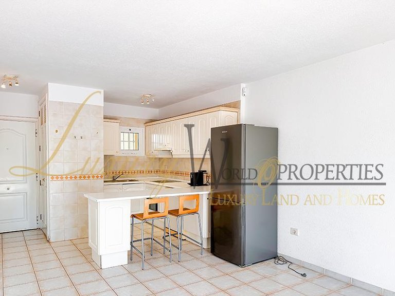 Apartment for Sale in Chayofa, Tenerife, España 35