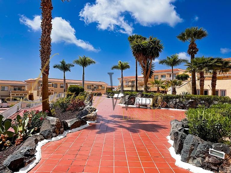 Apartment for Sale in Chayofa, Tenerife, España 9