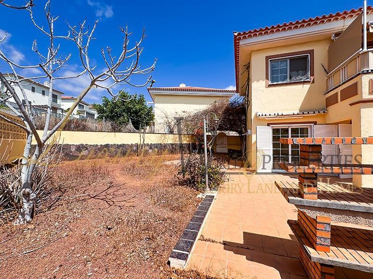 Apartment for Sale in Chayofa, Tenerife, España 25
