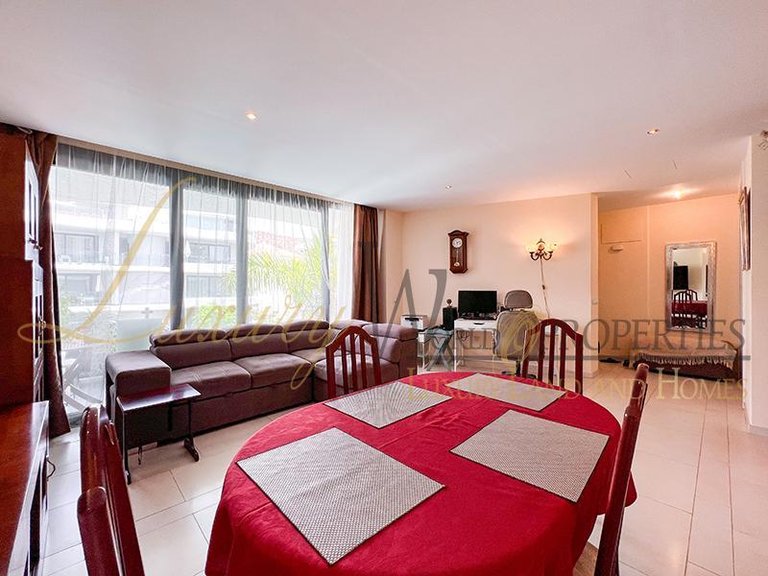Apartment for Sale in Palm Mar, Tenerife, España 17