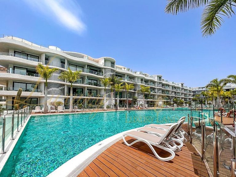 Apartment for Sale in Palm Mar, Tenerife, España 4