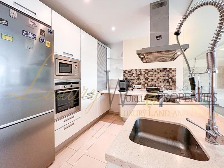 Apartment for Sale in Palm Mar, Tenerife, España 22