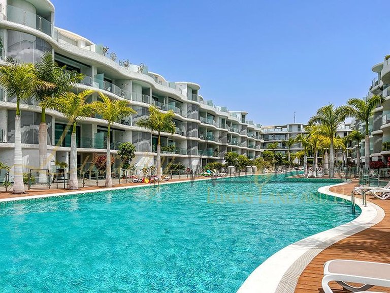 Apartment for Sale in Palm Mar, Tenerife, España 2