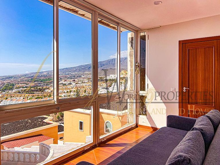 Town House for Sale in Costa Adeje, Tenerife, España 43