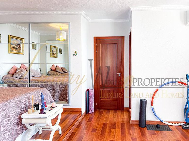 Town House for Sale in Costa Adeje, Tenerife, España 32