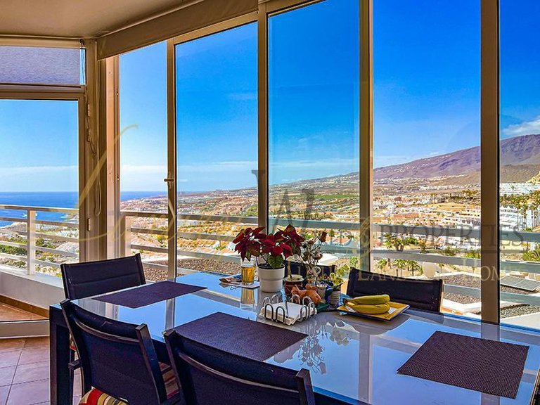 Town House for Sale in Costa Adeje, Tenerife, España 17