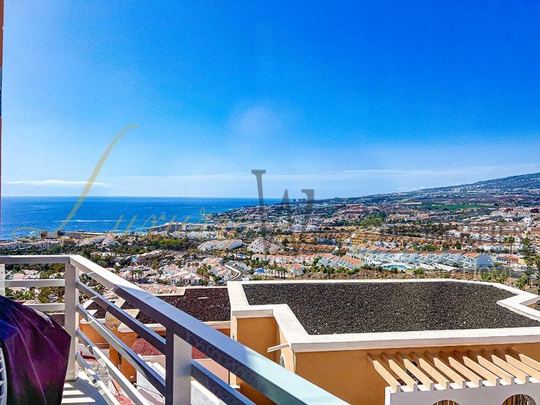 Town House for Sale in Costa Adeje, Tenerife, España 18