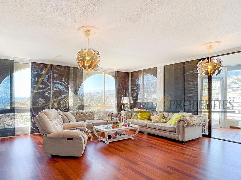 Town House for Sale in Costa Adeje, Tenerife, España 19