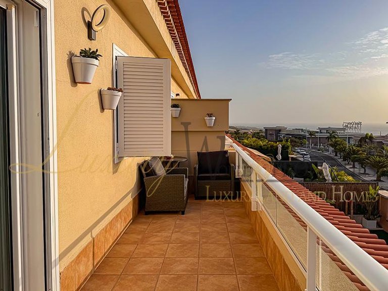 Villa for Sale in Puerto De Santiago, Tenerife, España 33