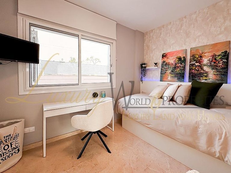 Villa for Sale in Puerto De Santiago, Tenerife, España 47