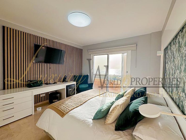 Villa for Sale in Puerto De Santiago, Tenerife, España 29