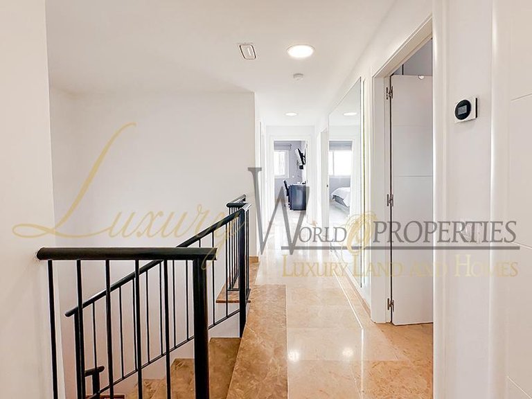 Villa for Sale in Puerto De Santiago, Tenerife, España 49